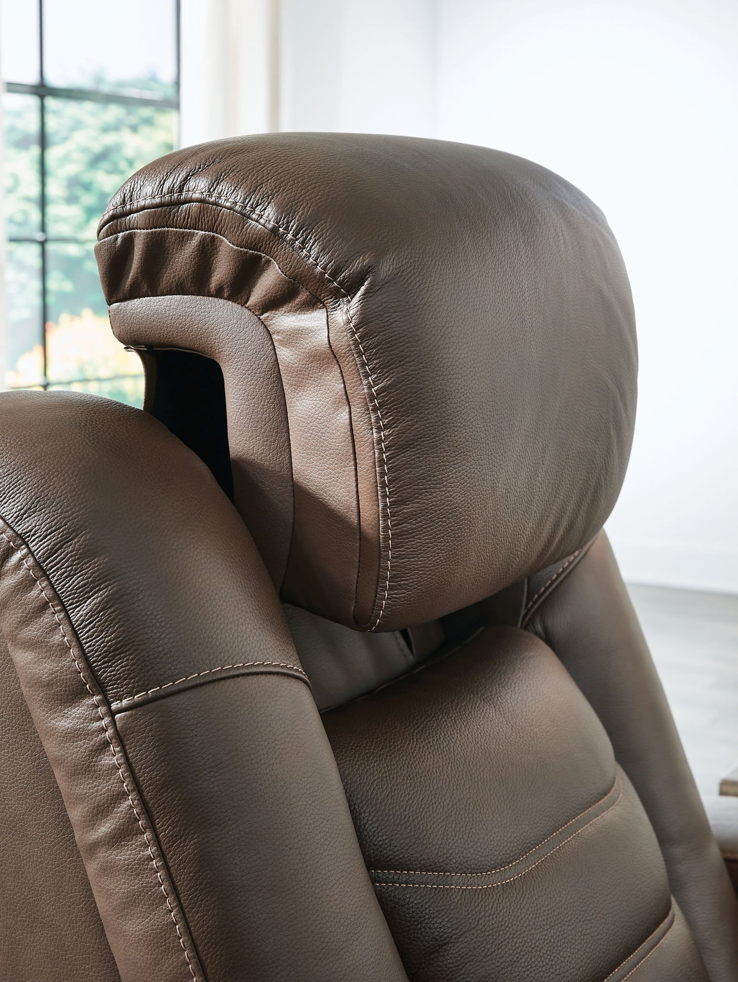 High Impact - Power Reclining Sofa / Adj Headrest - Tobacco