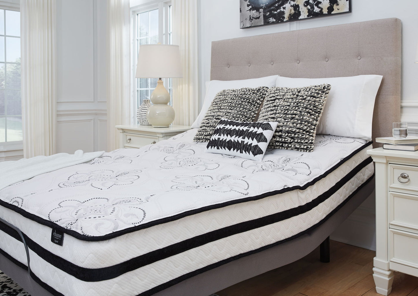 Chime 10 Inch Hybrid - 2 Pc. - Queen Mattress And Pillow - White