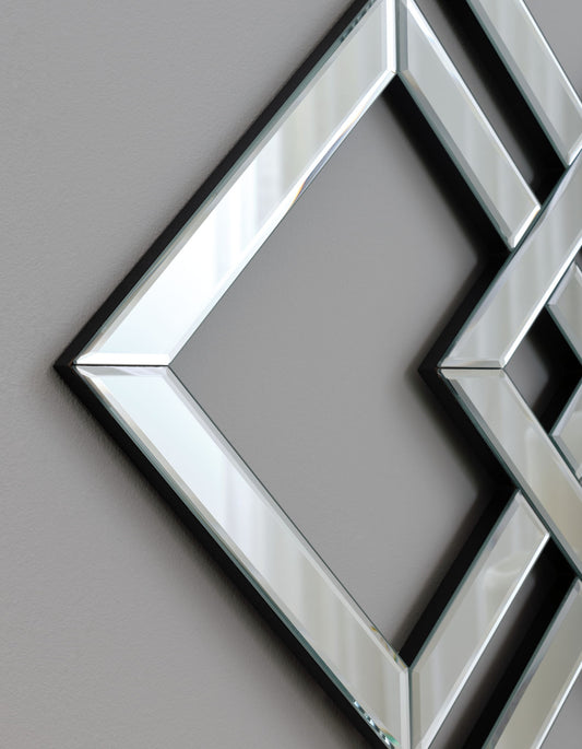 Quinnley - Accent Mirror - Metallic