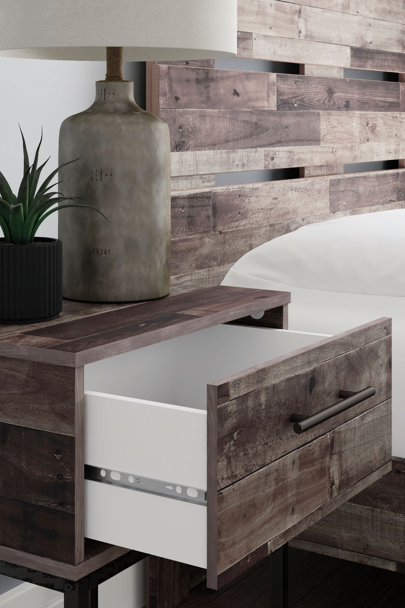 Neilsville - One Drawer Night Stand - Black / Gray