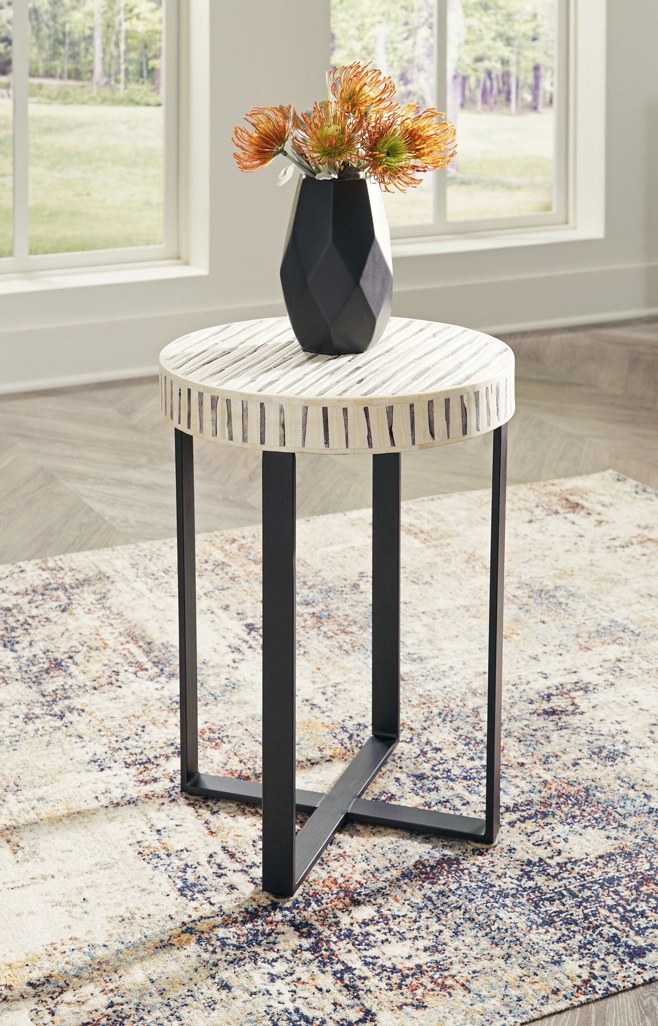 Crewridge - Accent Table - Black / Cream
