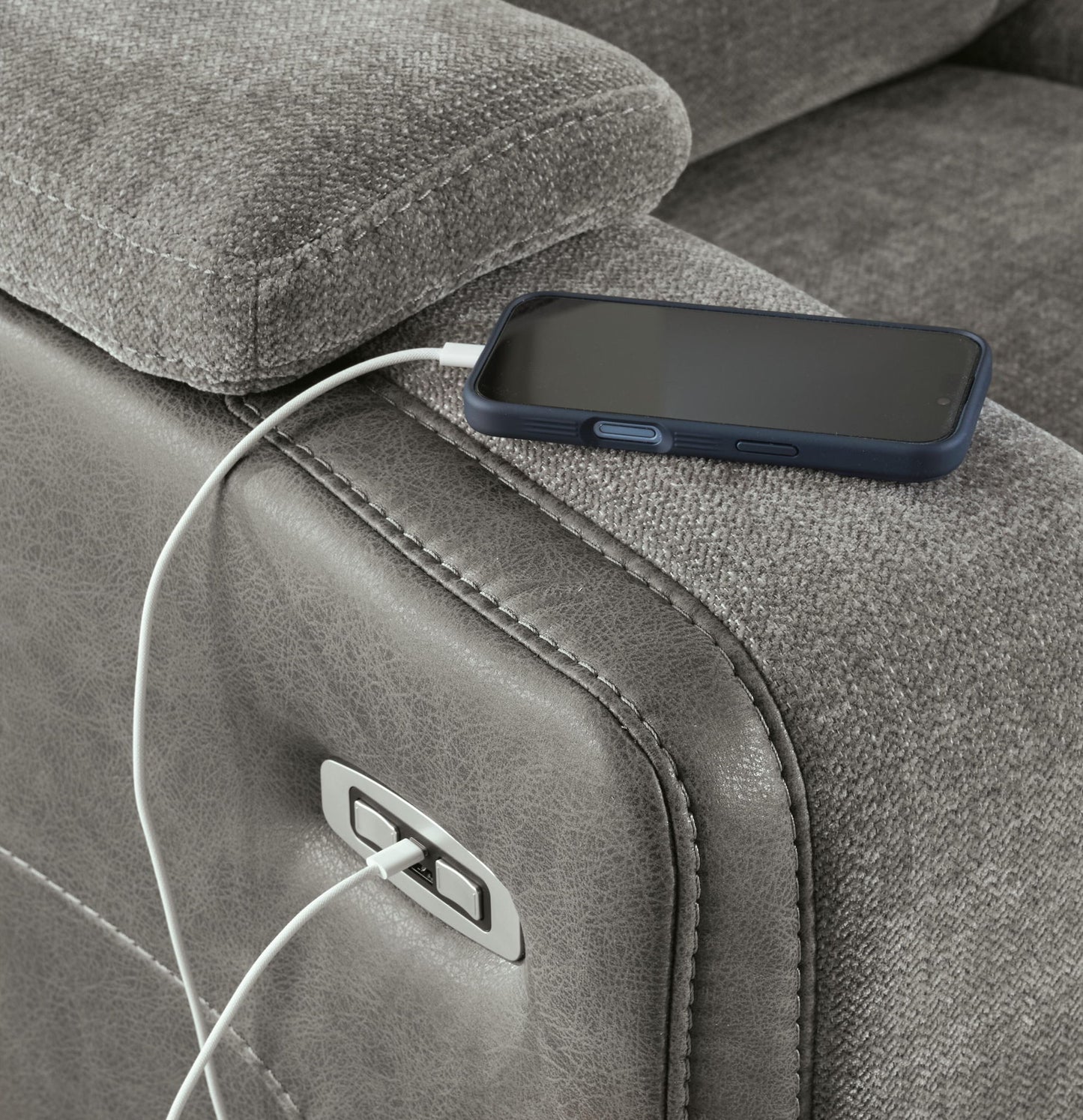 Mixed Motion - Power Reclining Loveseat With Console / Adjustable Headrest