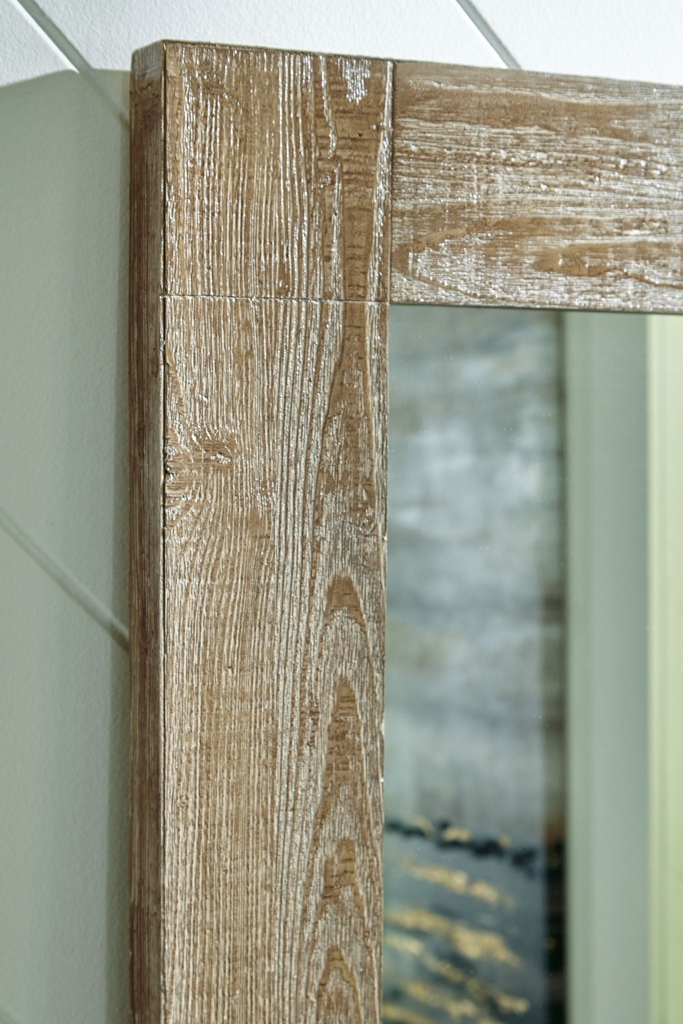 Waltleigh - Floor Mirror - Distressed Brown