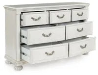 Montelaine Dresser