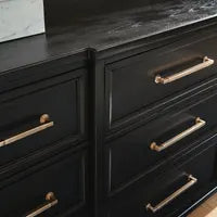 Welltern Dresser