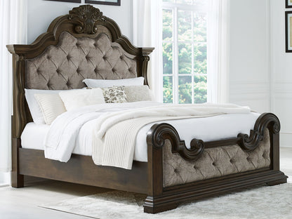 Maylee - Upholstered Bed