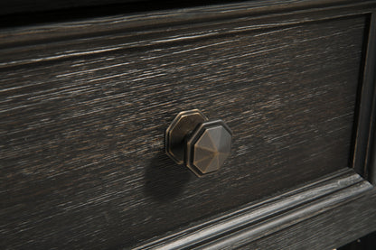 Tyler Creek - Rectangular End Table - Grayish Brown / Black